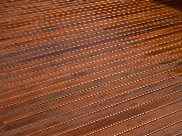 Beau plancher de pont en bois franc mahogny — Photo