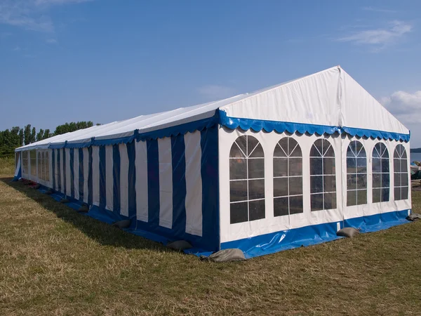 Палатка для вечеринки — стоковое фото