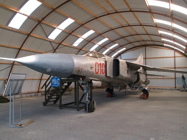 Ryska sovjetiska fighter jet plan — Stockfoto
