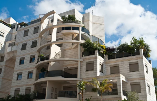 현대적인 디자인의 고급 스러운 아파트 콘도미니엄 — 스톡 사진