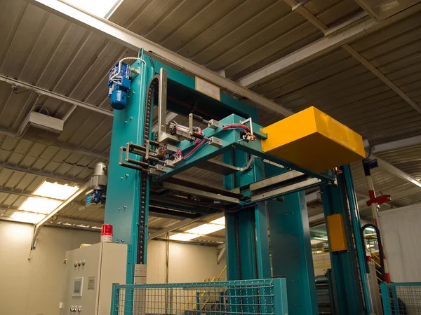 Hidrolik pnömatik paketleme makinesi — Stok fotoğraf