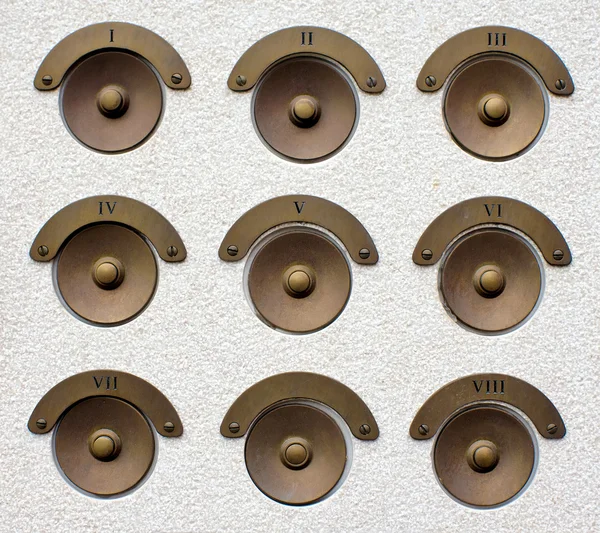 真鍮ドアの鐘の古いスタイル — ストック写真