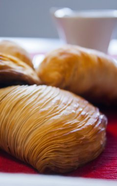 Napolili sfogliatella