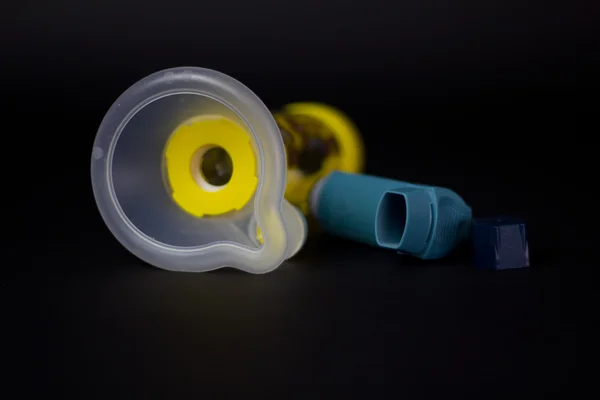 Asthma-Inhalator für Kinder lizenzfreie Stockfotos