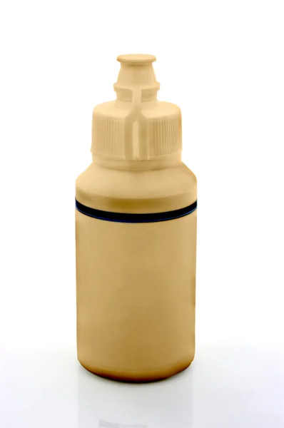 Geneeskunde druppelaar met een fles zonder een etiket — Stockfoto