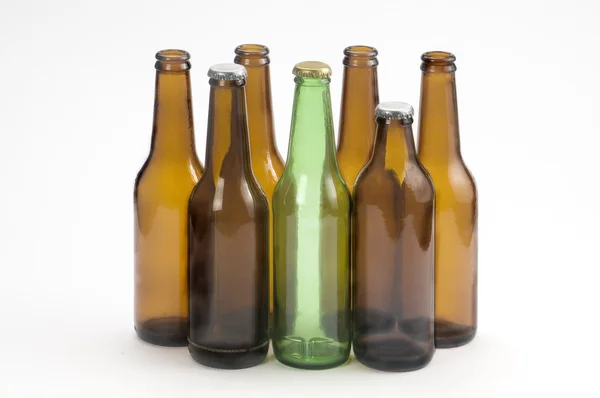 Üveg sör zöld és sárga — Stock Fotó