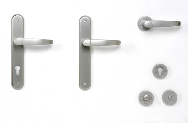 Serratura, La serratura moderna e sicura su una porta di legno — Foto Stock