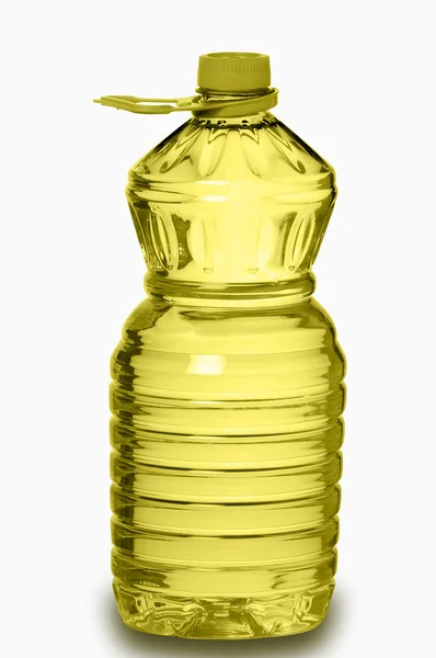 Kärlek med oliver och en flaska olivolja isolerad på vit — Stockfoto