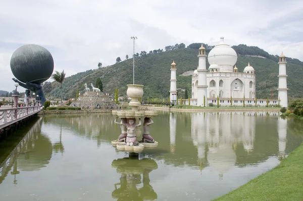 Palacio Parque James Duke en Colombia Fotos de stock libres de derechos