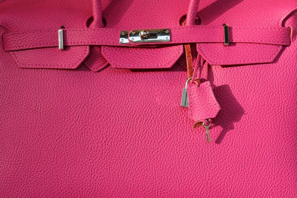 Pink leather handbag — Stock Photo, Image