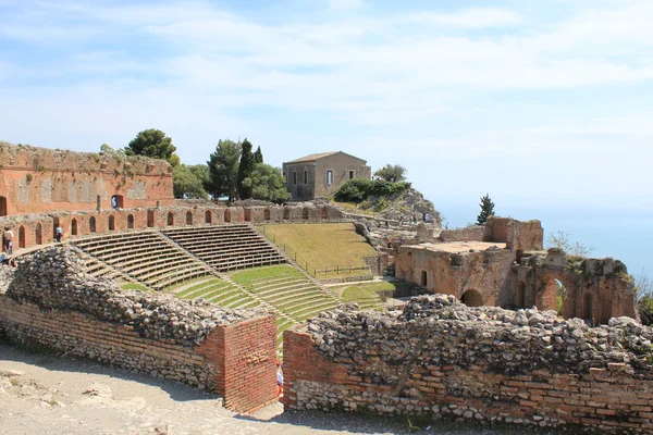 Antika amfiteater teatro greco, taormina — Stockfoto