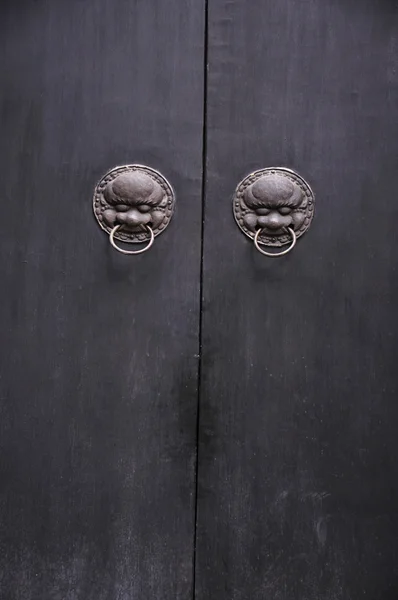 Porta chinesa misteriosa Fotos De Bancos De Imagens