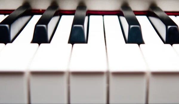 Close-up van piano toetsen — Stockfoto