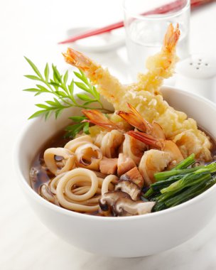 Tempura udon clipart