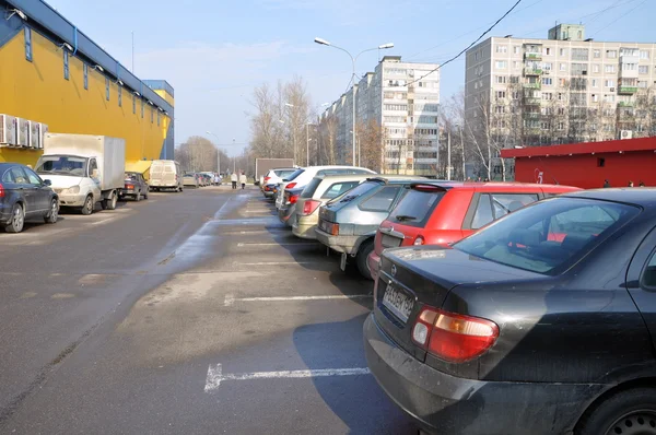 Parkowanie samochodów — Zdjęcie stockowe