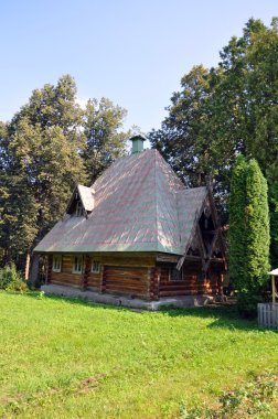 Museum-Reserve Abramtsevo. bath clipart