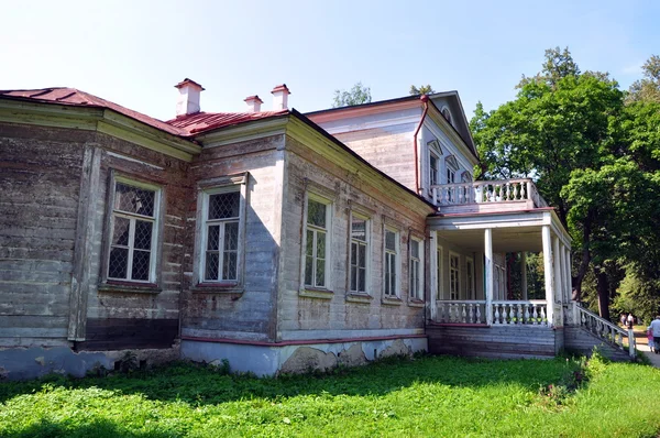 Museo-Reserva Abramtsevo.glavny casa solariega —  Fotos de Stock