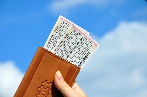 Billets de loterie dans le passeport — Photo