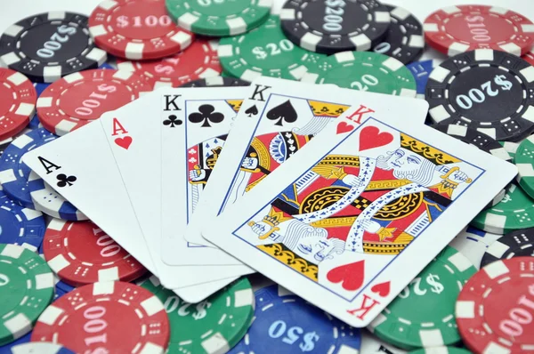 Покер и карты — стоковое фото