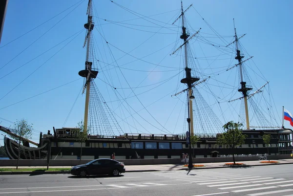 帆船在圣彼得斯堡 — 图库照片