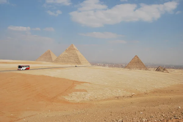 Pyramiden von Giza in Kairo — Stockfoto