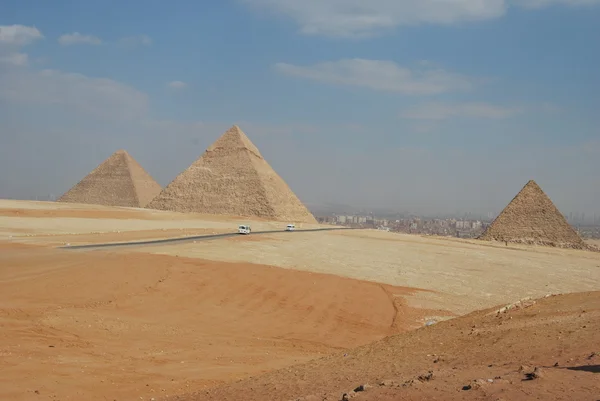 Pyramids of giza in Cairo — Stock Photo, Image