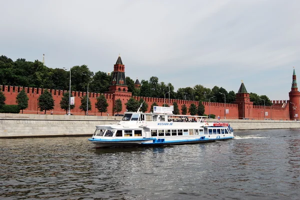 河游船-莫斯科 — 图库照片