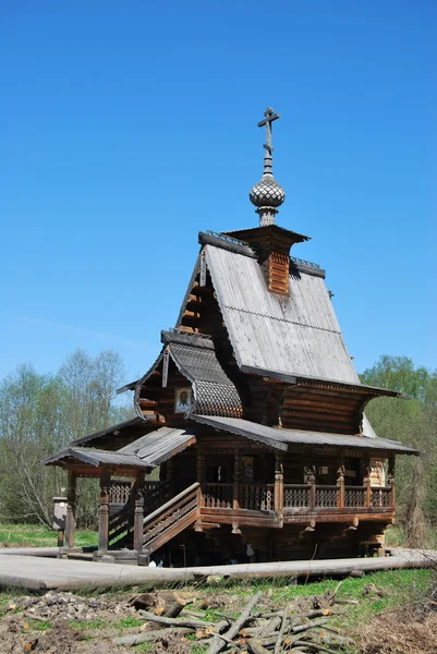 来源："gremyachiy 键".wooden 教堂 — 图库照片