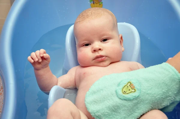 Kąpieli dziecko — Zdjęcie stockowe