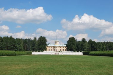 Müze-Emlak arhangelskoe sarayda görmek