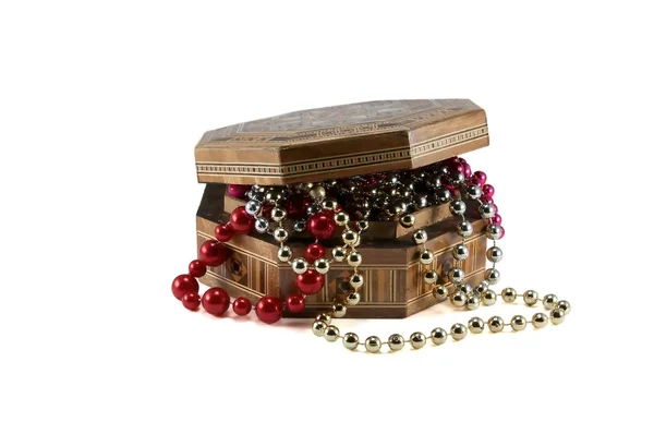 Hrudník box s perlami. — Stock fotografie