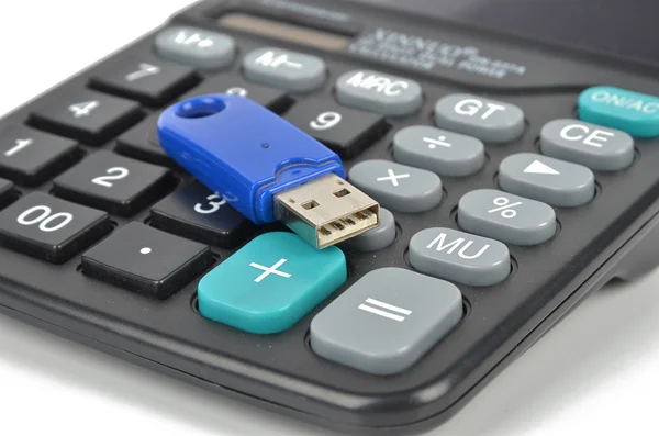 USB-schijf en rekenmachine — Stockfoto