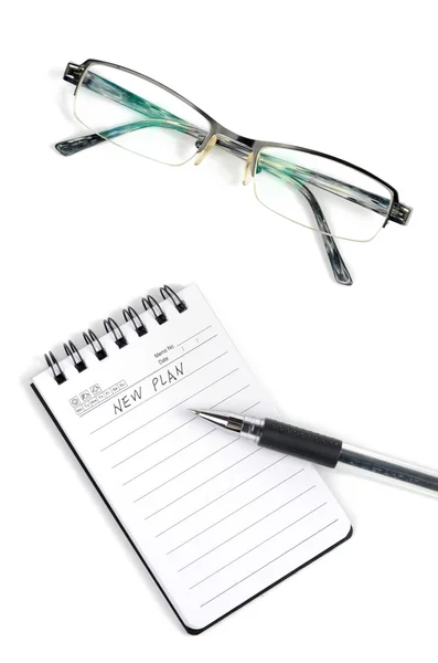 안경 및 펜 메모장 — 스톡 사진