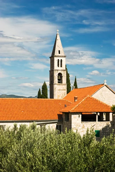 Tarihi kilisenin orebic görünümü — Stok fotoğraf