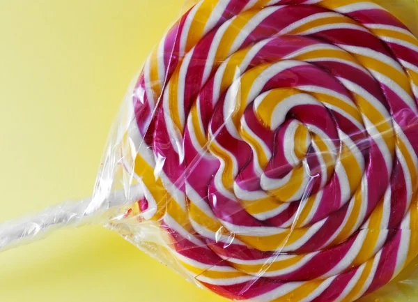 Lecca lecca-lecca alla frutta a spirale — Foto Stock
