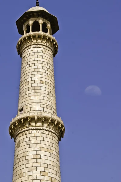 Minaret z Taj Mahal — Zdjęcie stockowe