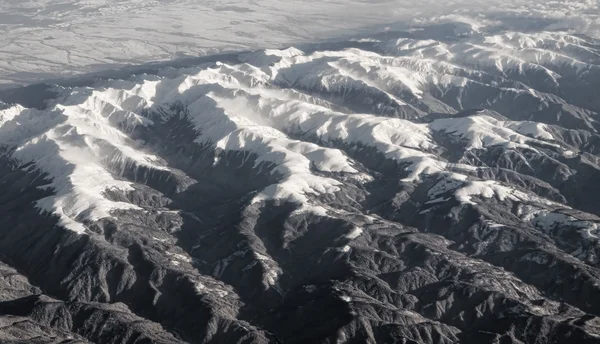 Bergen en sneeuw — Stockfoto