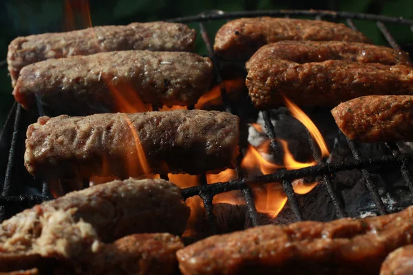 Barbecue vlam — Stockfoto