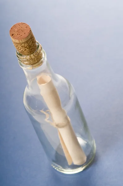 Mensagem em uma garrafa — Fotografia de Stock