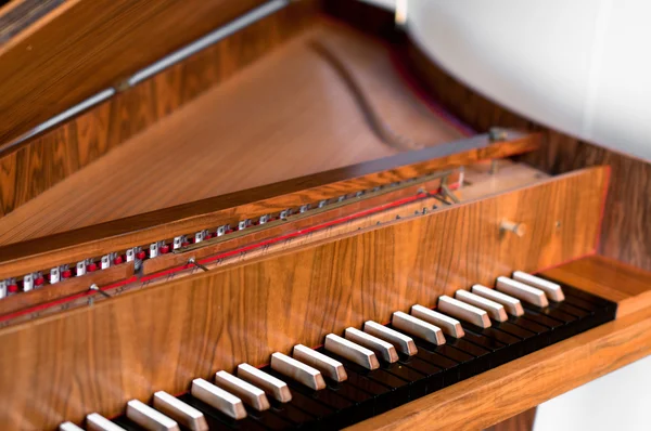 Клавиатура клавесина — стоковое фото
