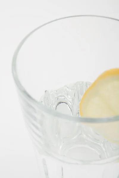 stock image A glass of mineral water with a lemon