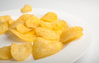 Patates cipsi.