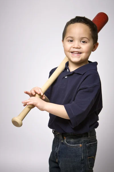Menino com morcego de beisebol — Fotografia de Stock