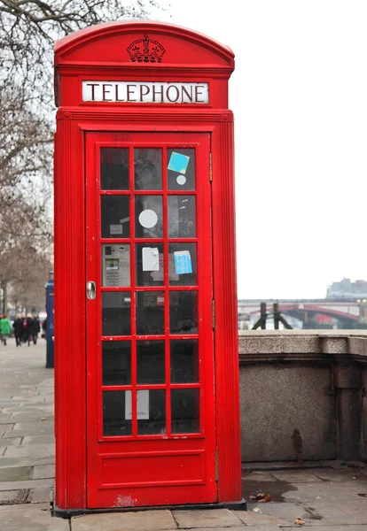 Κόκκινο Τηλεφωνικό κιβώτιο Λονδίνο — Φωτογραφία Αρχείου