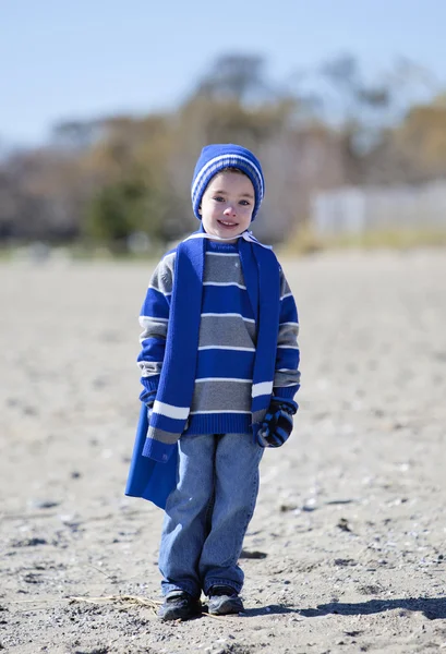 Boy at beach — Stock Photo, Image