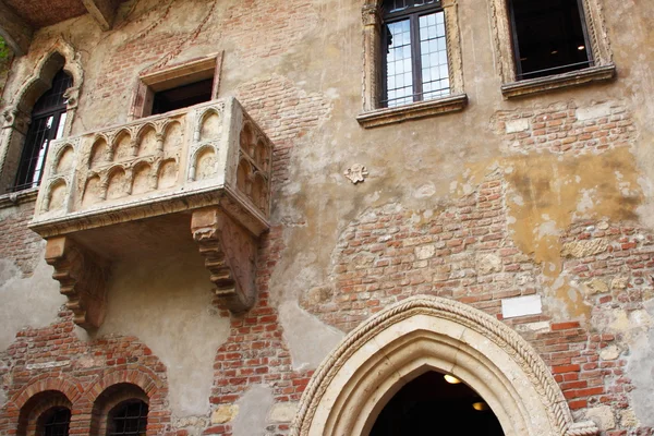 Juliet's balcony (Verona, Italy) — Stock Photo, Image