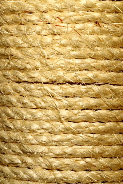 Bochten van touw rond een paal — Stockfoto