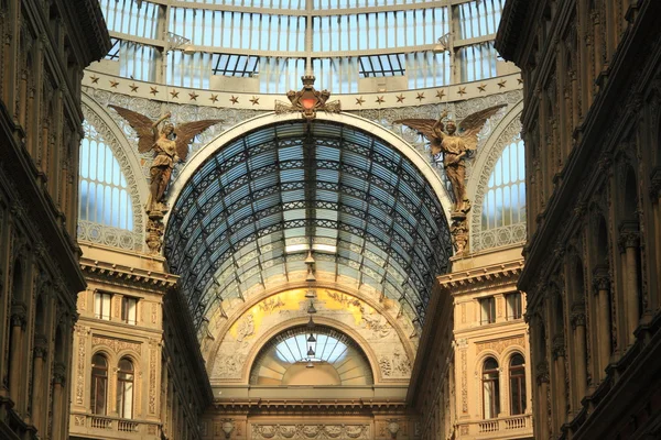 Современная галерея в Неаполе, Италия — стоковое фото