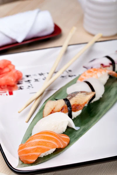 古典的な日本の食べ物 — ストック写真