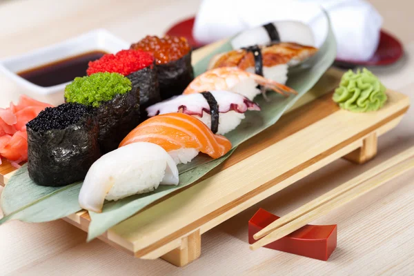Klassisches japanisches Essen — Stockfoto